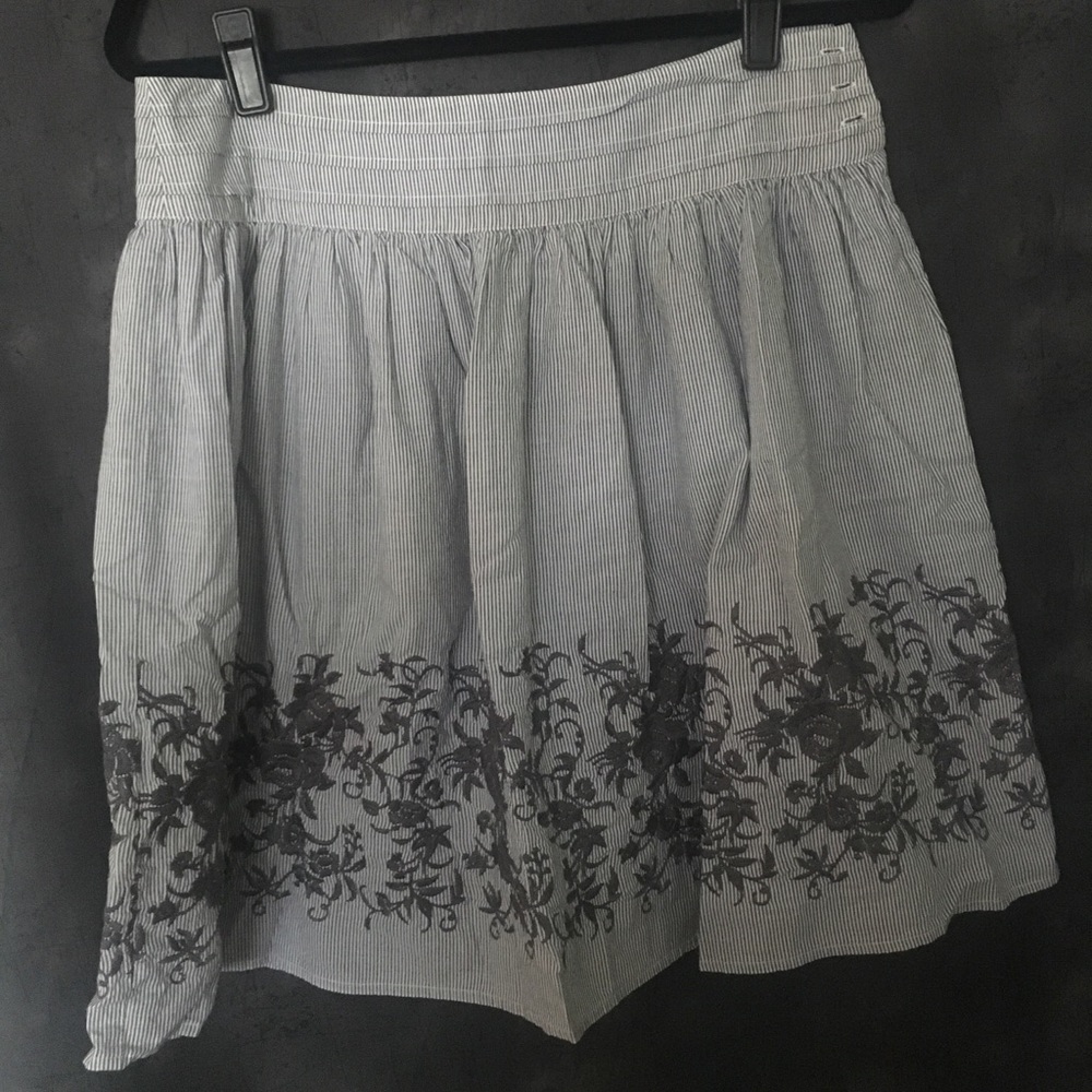 Fun, flirty skirt!